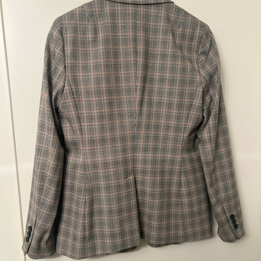 Banana Republic Grey/Tan Plaid Single‑Button Blazer – Size 6 - Picture 3 of 4